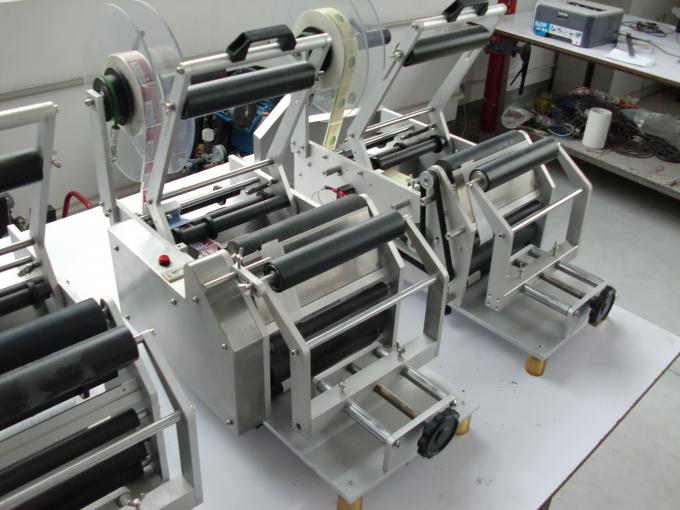 Αυτοκόλλητο αυτοκόλλητο στρογγυλό μπουκάλι αυτόματη μηχανή σήμανσης 220V