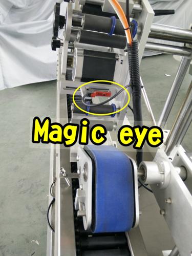 Μηχανή σήμανσης φιαλιδίου οδηγού κινητήρα υψηλής ταχύτητας Delta servo labeling για μικρά στρογγυλά μπουκάλια