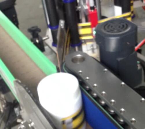 Μηχανή σήμανσης στρογγυλής φιάλης, μηχανή εμφιάλωσης και επισήμανσης για βάζο ζαχαροπλαστικής