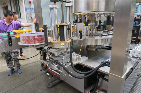 CE Rotary Sticker Labeling Machine Single Full Automatic Bottle Φτερωτό