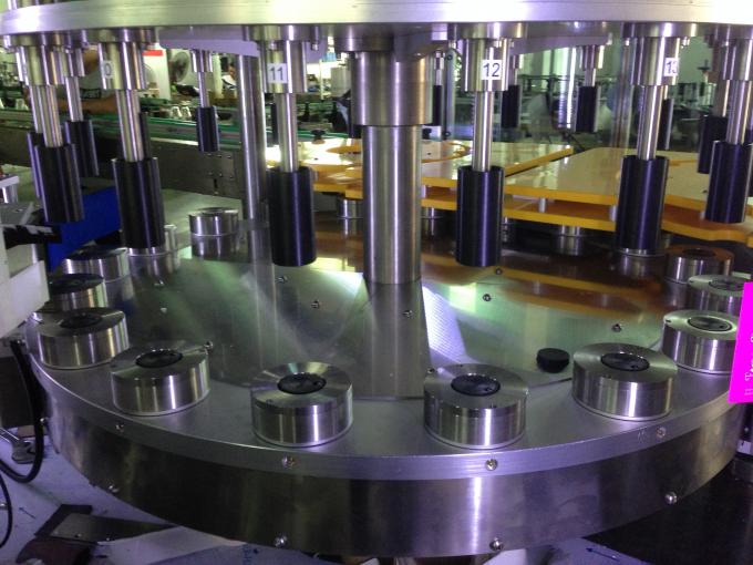 Μηχανή σήμανσης μπουκαλιών κρασιού / μπύρας υψηλής παραγωγής, Στρογγυλή ετικέτα μπουκαλιών