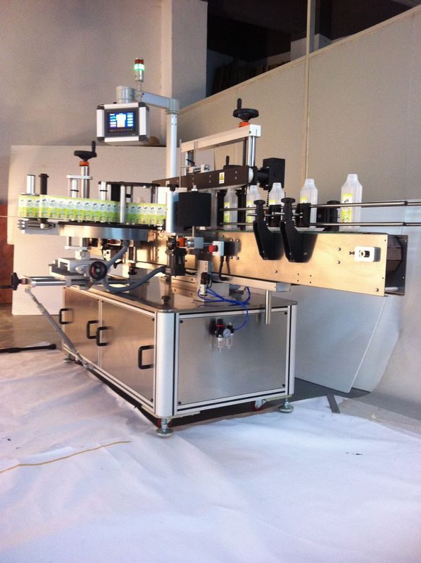 Κίνα Ποτά τετράγωνο μπουκάλι ετικέτα μηχανή διπλής όψης αυτοκόλλητο Labeler προμηθευτής